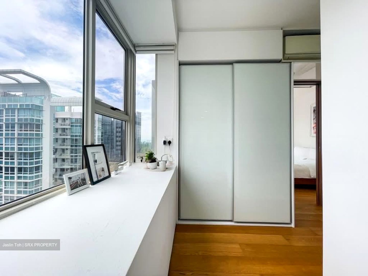 Fort Road (D15), Condominium #570602971